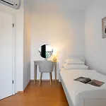Seaview Ana - A Luxurious Escape Featuring A Private Pool, 6 Bedrooms, Zone, And Just 450m From The