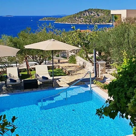 Villa Seaview Ana - A Luxurious Escape Featuring A Private Pool, 6 Bedrooms, Zone, And Just 450m From The