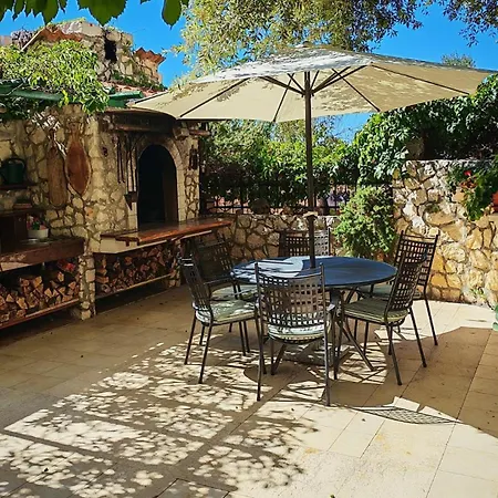 Vila Seaview Ana - A Luxurious Escape Featuring A Private Pool, 6 Bedrooms, Zone, And Just 450m From The *