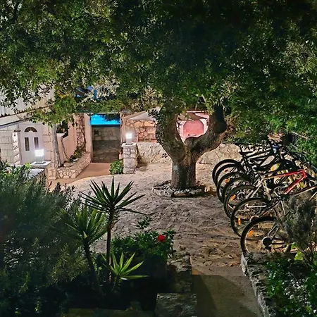 别墅 Seaview Ana - A Luxurious Escape Featuring A Private Pool, 6 Bedrooms, Zone, And Just 450m From The Ražanj