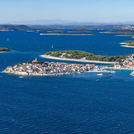 Seaview Ana - A Luxurious Escape Featuring A Private Pool, 6 Bedrooms, Zone, And Just 450m From The *