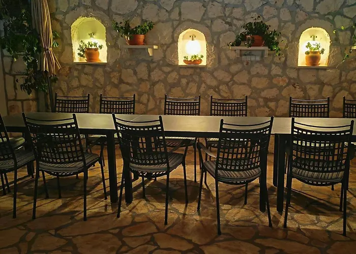 Seaview Ana - A Luxurious Escape Featuring A Private Pool, 6 Bedrooms, Zone, And Just 450m From The *